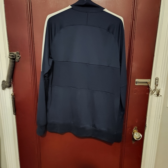 Mems nike jackets , all size large , like new, perfect condition. 40.00 each.. - Picture 14 of 14